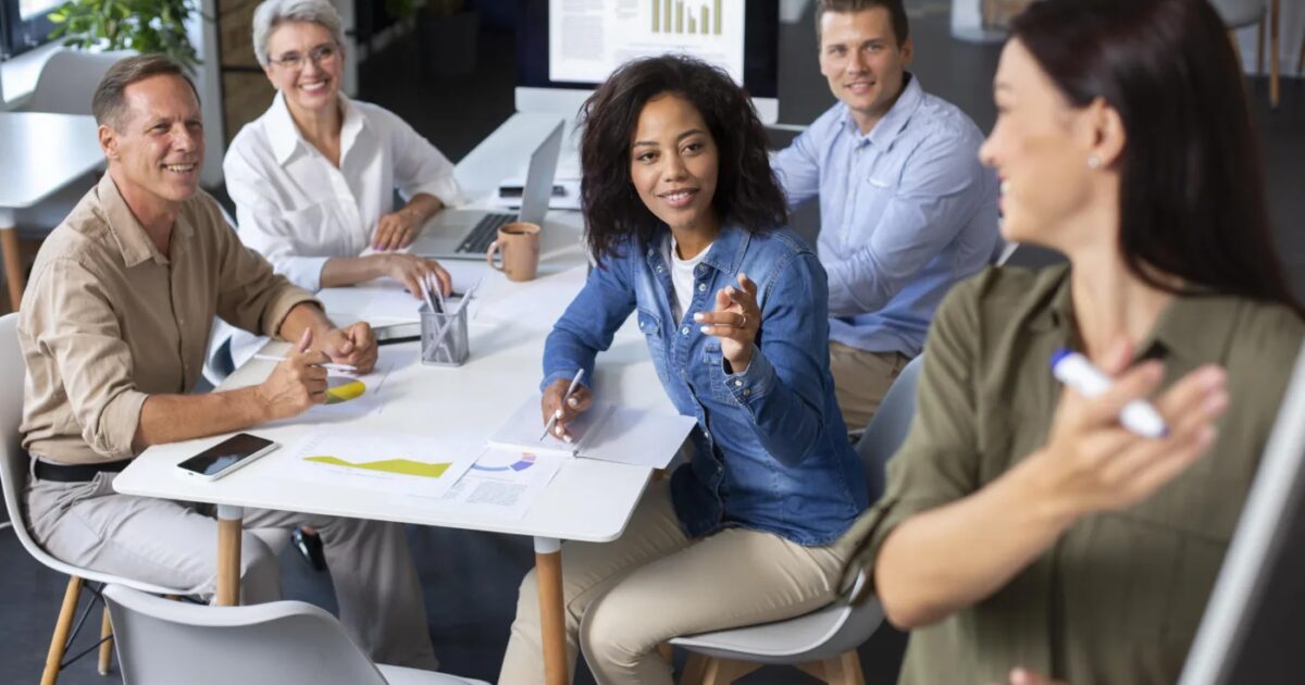 Design UX/UI: boas práticas para aumentar confiança e facilitar jornadas de clientes Design UX/UI: boas práticas para aumentar confiança e facilitar jornadas de clientes