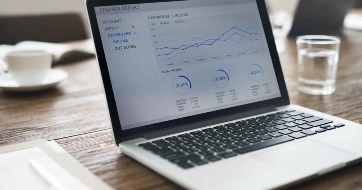 Escolha da plataforma e do stack técnico ideal conforme seu modelo de negócio Escolha da plataforma e do stack técnico ideal conforme seu modelo de negócio